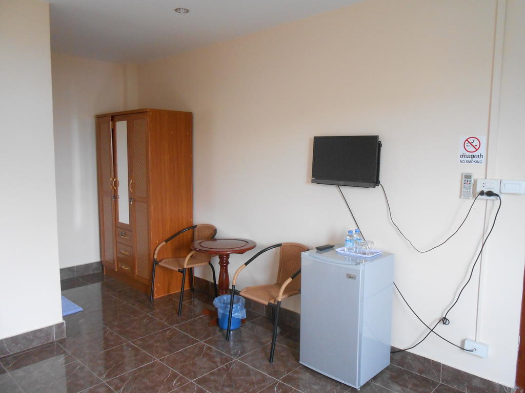 Bayern Guesthouse Ban Nongdouang Quarto foto